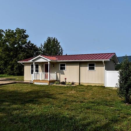 Holly Tree Retreat Located In Beautiful Luray, Va. Villa Exterior photo