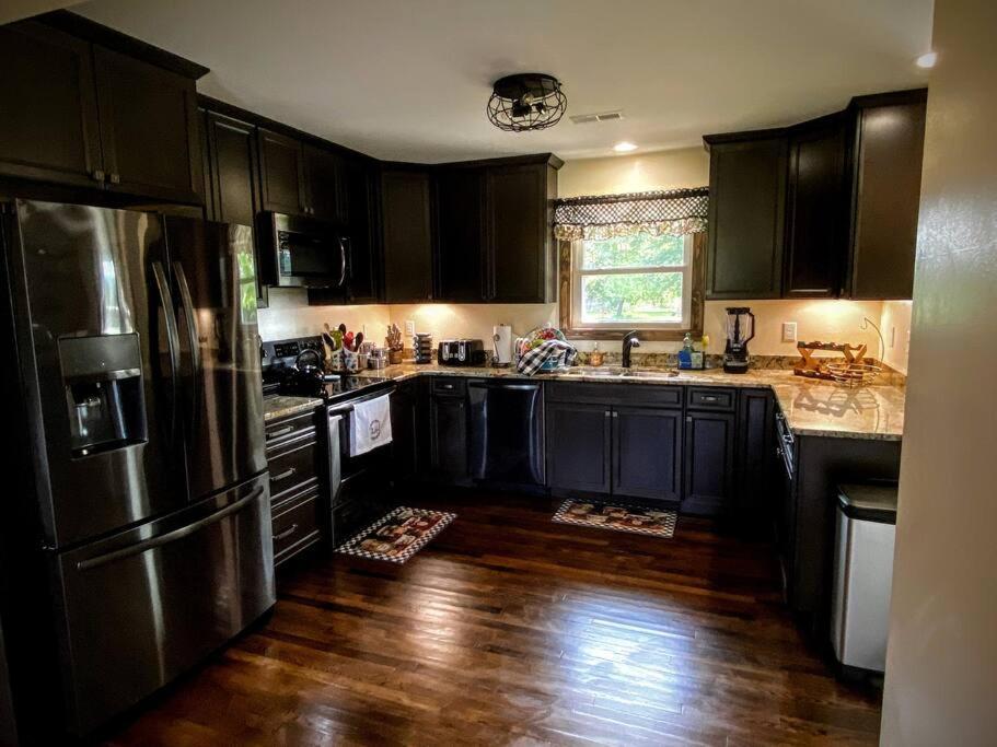 Holly Tree Retreat Located In Beautiful Luray, Va. Villa Exterior photo